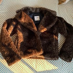 Never worn faux Fur coat